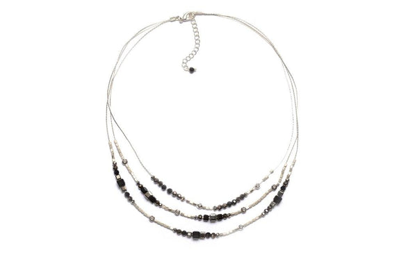 T58-01 : Silk & Stones Necklace